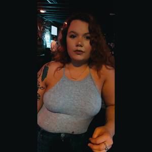 Meet your Posher, Laney